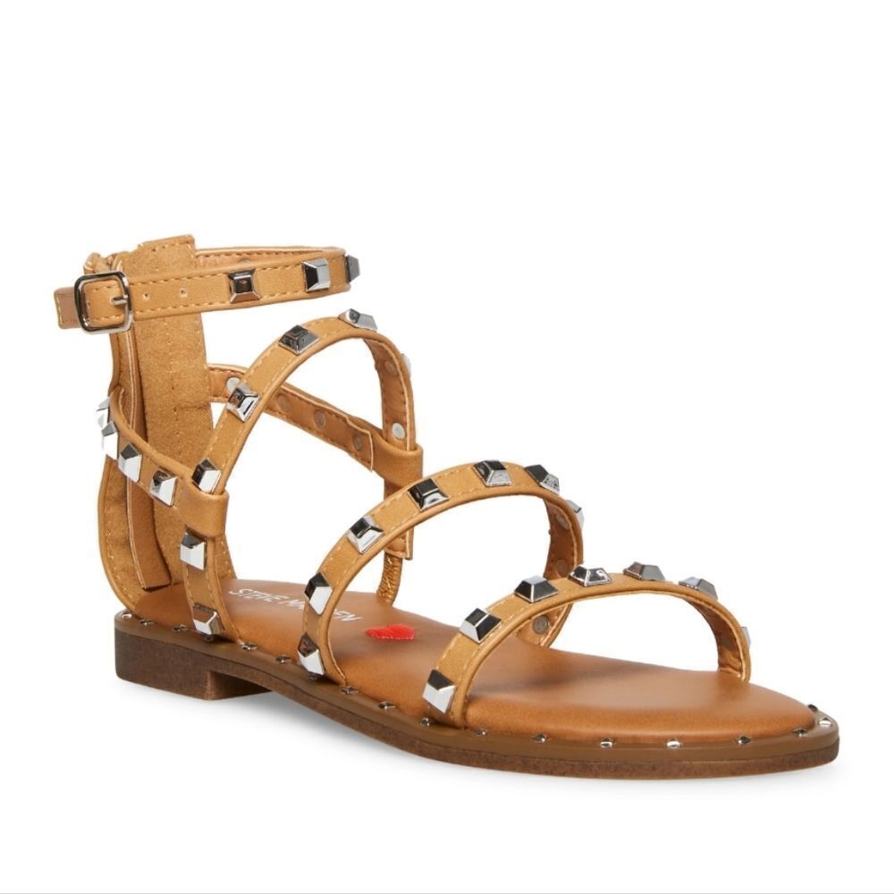 New STEVE MADDEN J-TRAVEL summer SANDAL TAN strappy light brown tan studs size 5